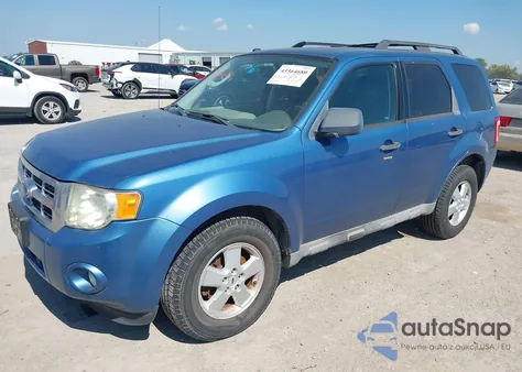 2009 Ford Escape Xlt z USA, uszkodzony, nr VIN 1FMCU03709KA80214